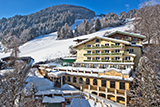 Outsideview of the Hotel Berner in Winter.