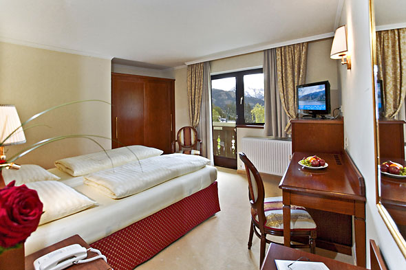 Doppelzimmer im Hotel Berner in Zell am See.