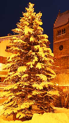 Feiern Sie Österreichische Alpenweihnacht bei uns im Hotel Berner in Zell am See.